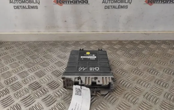 Volkswagen Golf III Engine control unit/module 0261200257 030906026C