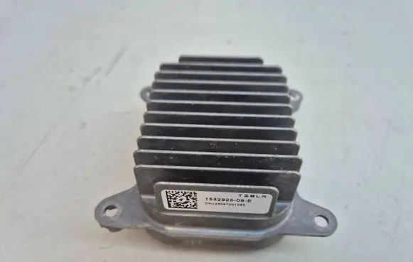 Tesla Model 3 Xenon control unit/module 153292509E.BSP DHT23097001065