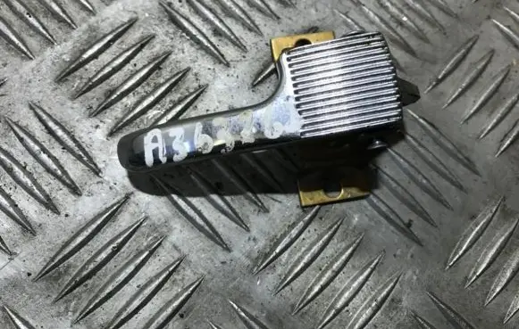 Audi 80 90 B2 Rear door interior handle 431837226b