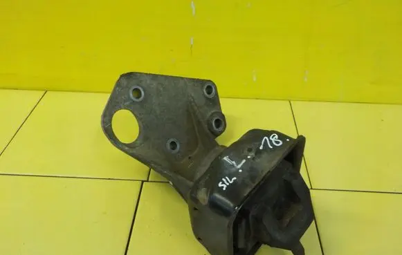 Ford Transit Engine mounting bracket 12SP57