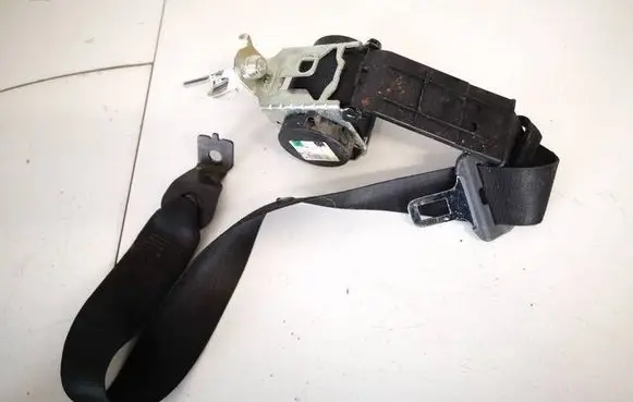 Opel Zafira B Front seatbelt 13178666 13132394