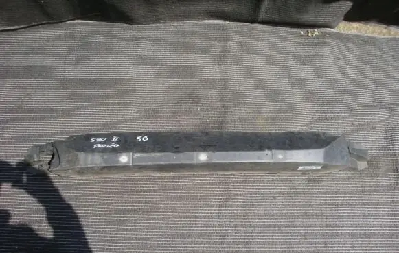 Front bumper foam support bar