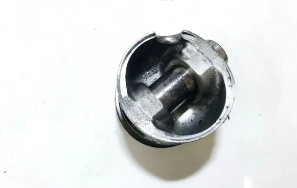 Piston