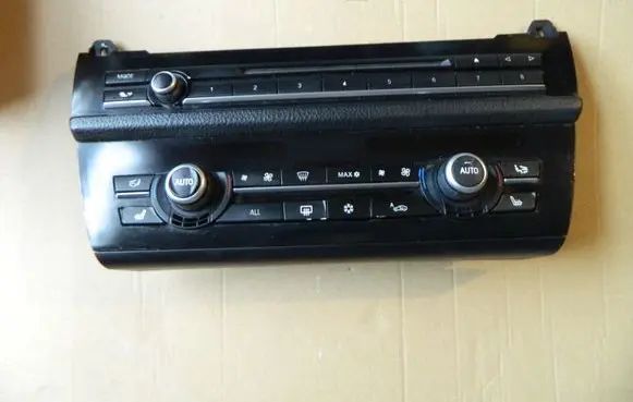 BMW 5 F10 F11 Climate control/heater control trim 9229602