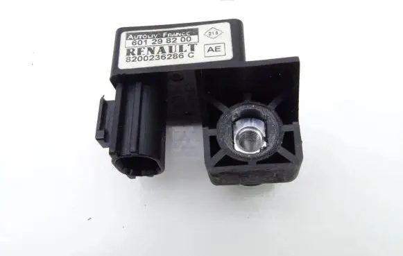 Renault Megane II Airbag deployment crash/impact sensor 8200236286C