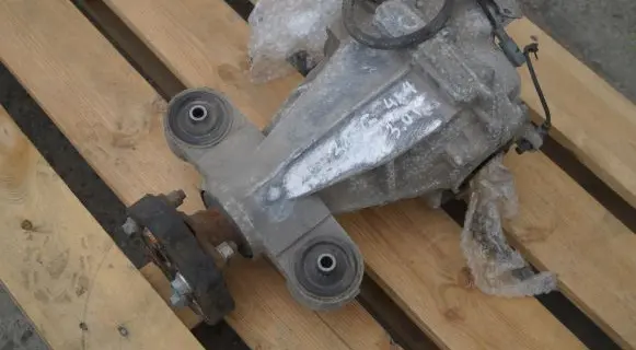 Infiniti Q60 Rear differential 317C317G