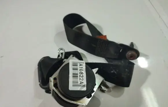 Ford Focus C-MAX Front seatbelt 601597400