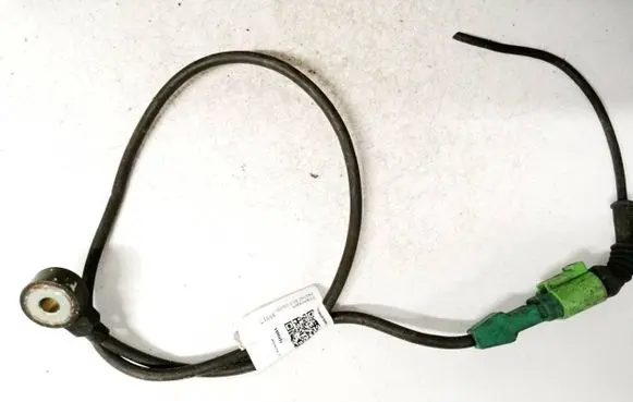 Volkswagen PASSAT B5 Detonation knock sensor 07d905377