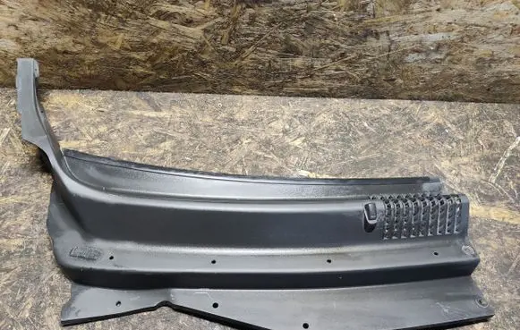 Opel Antara Wiper trim 96623292