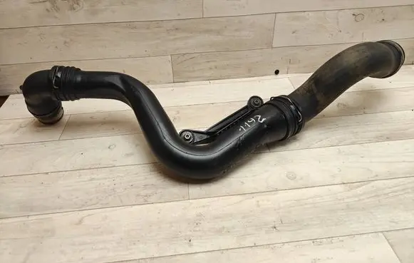 Skoda Octavia Mk2 (1Z) Intercooler hose/pipe 1K0145762K