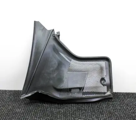 Mercedes-Benz C W205 Wiper trim A2058308204