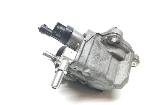 Hyundai i30 Fuel injection high pressure pump 331002A600 0445010596