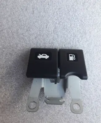 Renault Kadjar Engine bonnet (hood) release handle