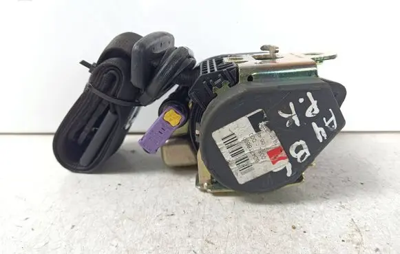 Audi A4 S4 B6 8E 8H Front seatbelt 604718600 008L000