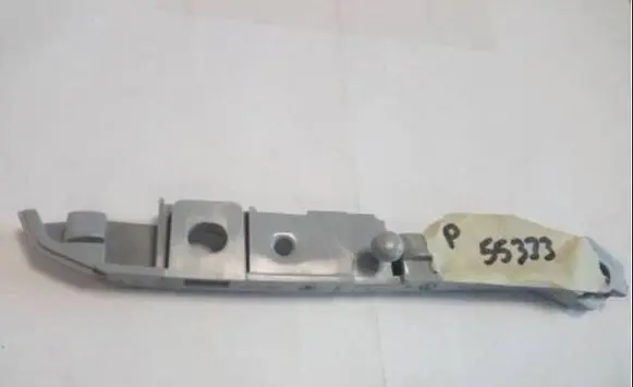 Front bumper mounting bracket