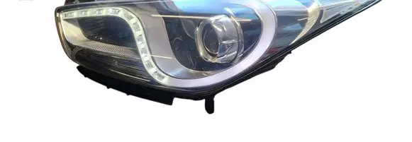 Hyundai i40 Headlight/headlamp 