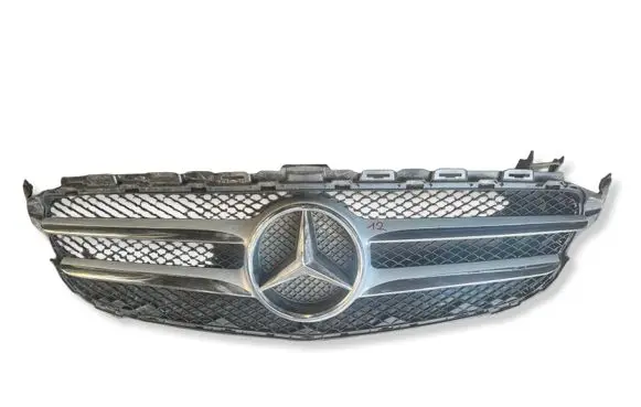 Mercedes-Benz C W205 Front bumper upper radiator grill A2058800783