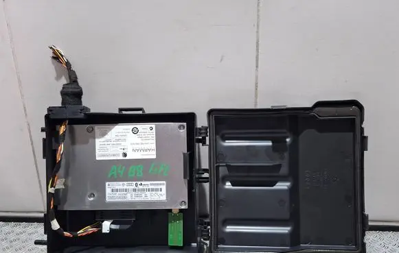 Audi A4 S4 B8 8K Bluetooth control unit module 8T0862335F
