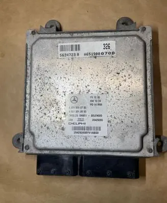 Mercedes-Benz Sprinter W906 Engine control unit/module A6519000700 56347230