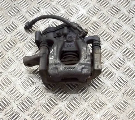 Nissan Qashqai Rear brake caliper