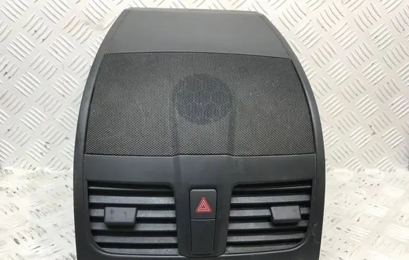 Suzuki SX4 Dash center air vent grill 7361055L00 7382355L0 3910255L00