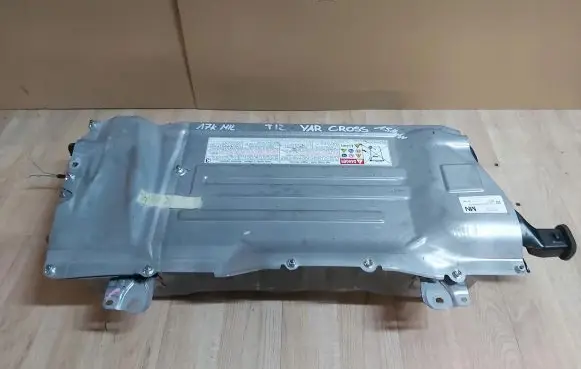 Toyota Yaris Cross Hybrid / electric car battery G9280-K0010