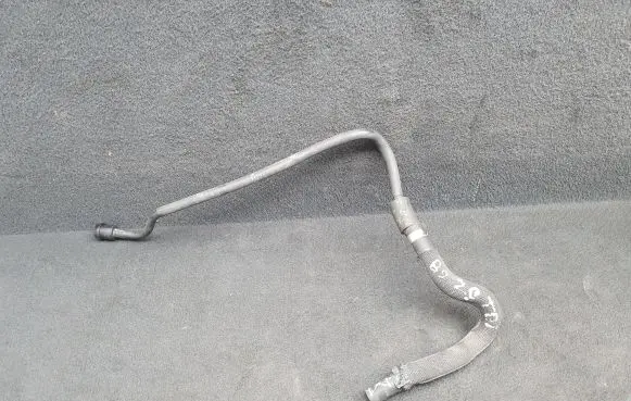 Audi A4 S4 B9 Engine coolant pipe/hose 04L129979A