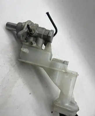 Nissan Qashqai+2 Master brake cylinder 24278