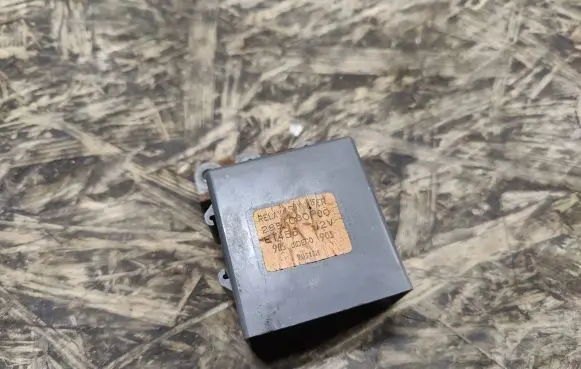 Nissan 240ZX, 280ZX, 300ZX Window wiper relay 2851030P00