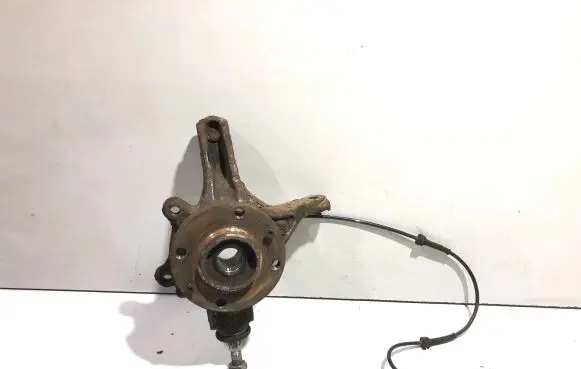 Citroen C4 Grand Picasso Front wheel hub