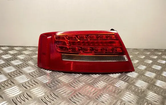 Audi A5 8T 8F Rear/tail lights 8T0807453D