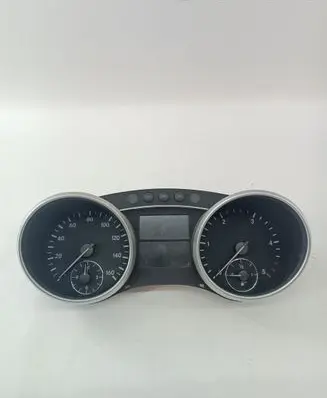 Mercedes-Benz GL X164 Speedometer (instrument cluster) A1645409047 A2C53240810