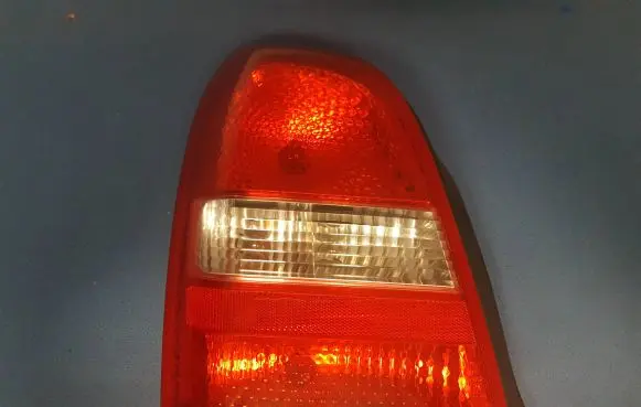 Nissan Primera Rear/tail lights 89024270