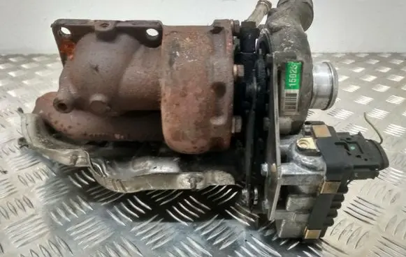Ford Mondeo Mk III Turbo 6S7Q6K692AD 7582264 6NW008412