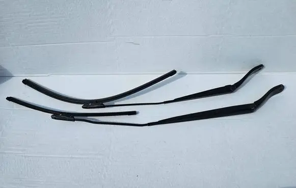 Toyota ProAce City Front wiper blade arm 9808465480