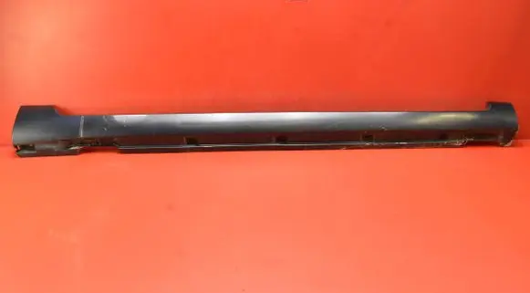Volkswagen PASSAT B6 Front sill (body part) 3AA853856