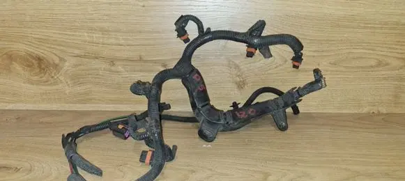 Volvo S60 Fuel injector wires 