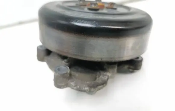 Mercedes-Benz E W211 Water pump pulley A2712020110 3805