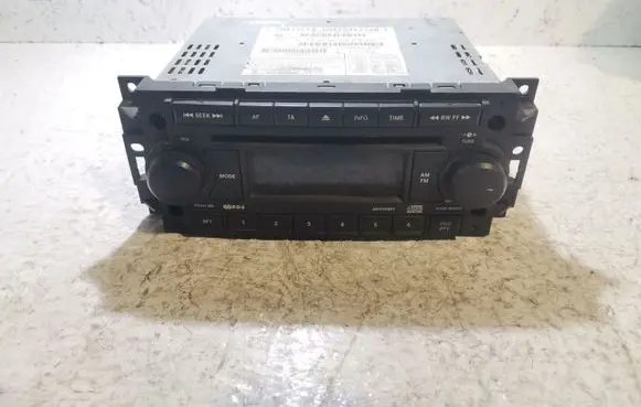 Dodge Caliber Radio/CD/DVD/GPS head unit P05091509AG