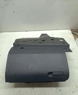 Volkswagen Touareg II Front trunk storage compartment 2K0959623