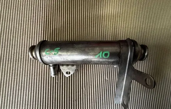 Alfa Romeo 147 EGR valve cooler 55203716