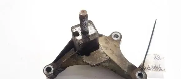 Ford Focus Engine mounting bracket 98ab7m125af 98ab-7m125-af