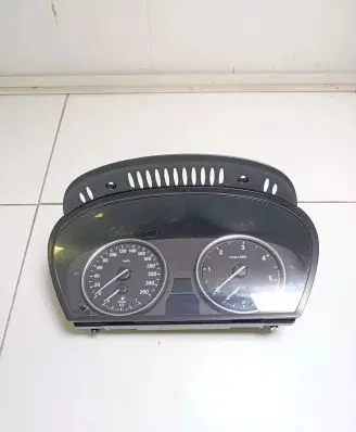 BMW 5 E60 E61 Speedometer (instrument cluster) 62119177261 6965359 A2C53257079