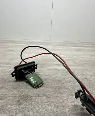 Renault Megane II Heater blower fan relay 