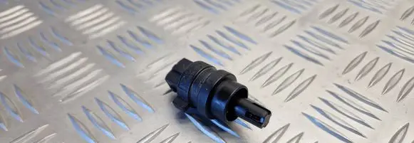 Audi A4 S4 B5 8D Intake air temperature sensor 028906081