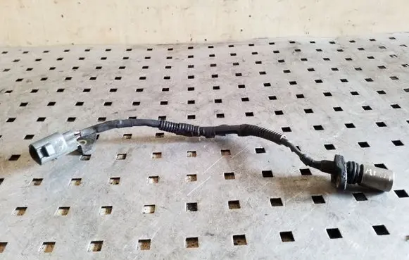 Toyota RAV 4 (XA30) Crankshaft speed sensor 9091905069 0296001471