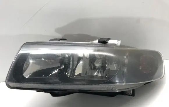 Seat Toledo II (1M) Headlight/headlamp 1M1941001D