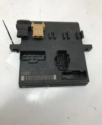 Audi A4 S4 B6 8E 8H Comfort/convenience module 00009773C4