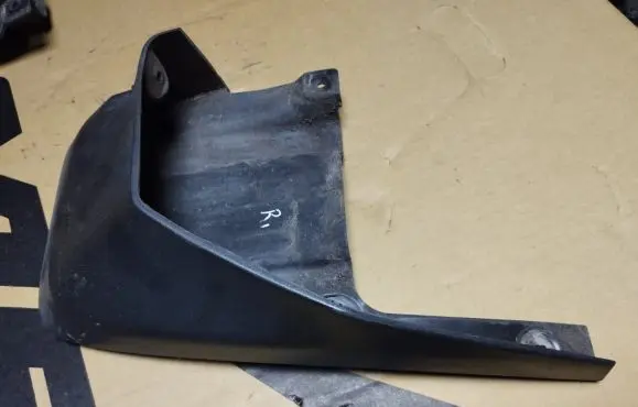 Acura MDX II Front mudguard 