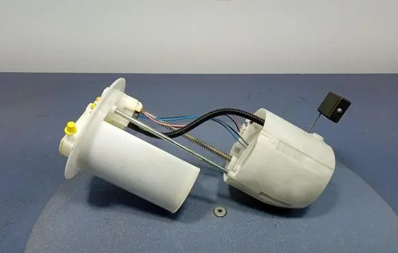 Toyota Yaris In-tank fuel pump 